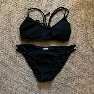Black bikini